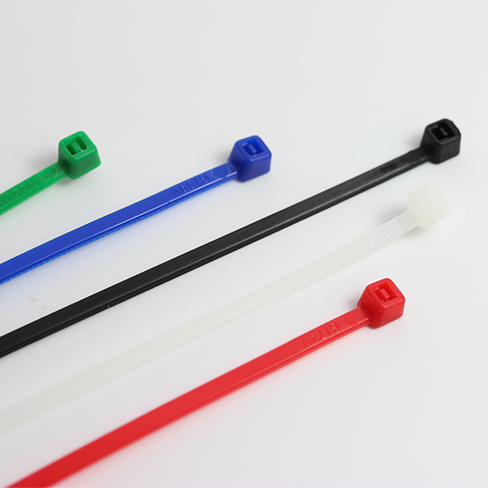ZTY-04-018 Telecommunication Zip Ties