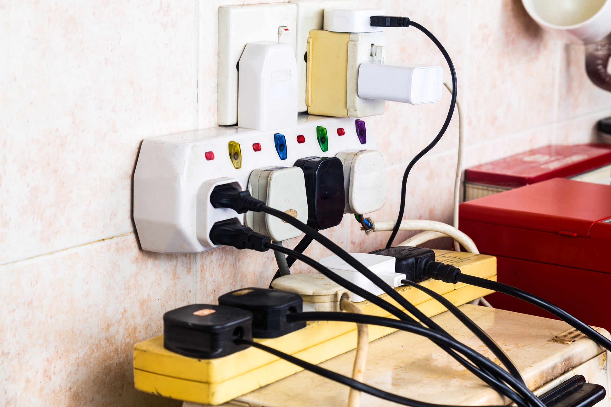 Five Simple Workplace Safety Tips: Accident Prevention – ZT Labels